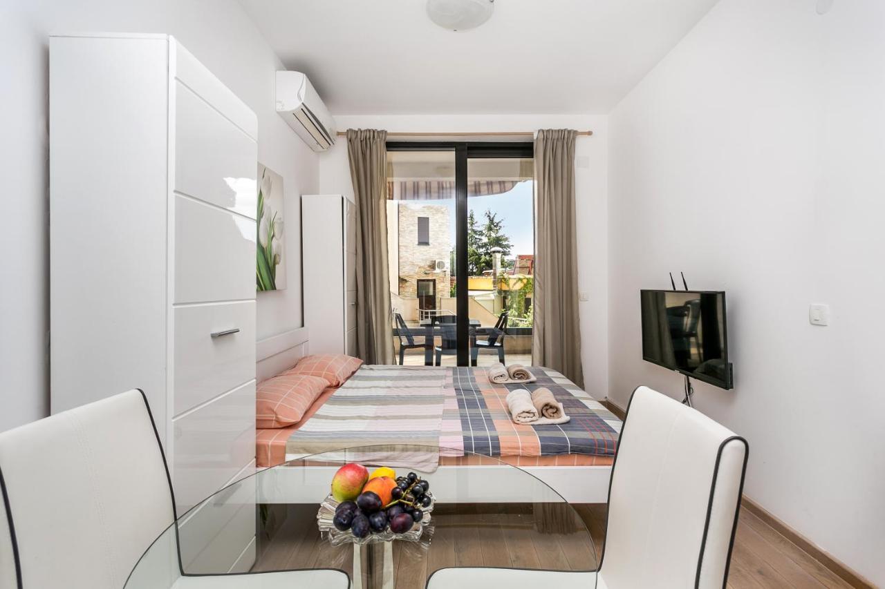 Apartments Beatrice ラファイロヴィチ エクステリア 写真
