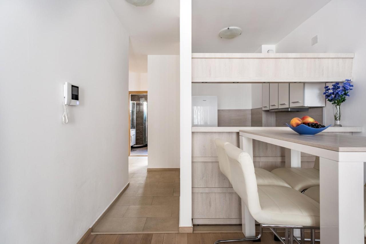 Apartments Beatrice ラファイロヴィチ エクステリア 写真